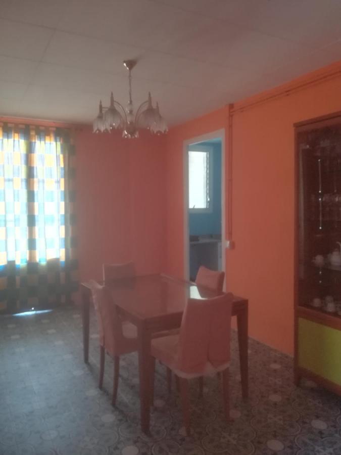 Pis Centric Apartment Manresa Luaran gambar